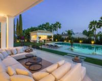 Jälleenmyynti - omakotitalo (Villa) - Marbella