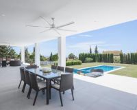 Jälleenmyynti - omakotitalo (Villa) - Marbella