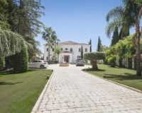 Jälleenmyynti - omakotitalo (Villa) - Marbella