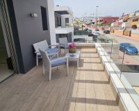 Jälleenmyynti - Detached Villa - Orihuela Costa - Villamartín