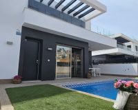 Jälleenmyynti - Detached Villa - Orihuela Costa - Villamartín