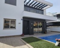 Jälleenmyynti - Detached Villa - Orihuela Costa - Villamartín