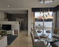 Jälleenmyynti - Detached Villa - Orihuela Costa - Villamartín