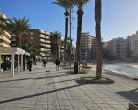 Jälleenmyynti - Kerrostaloasunto - Torrevieja - Playa del Cura