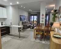 Jälleenmyynti - Kerrostaloasunto - Torrevieja - Playa del Cura